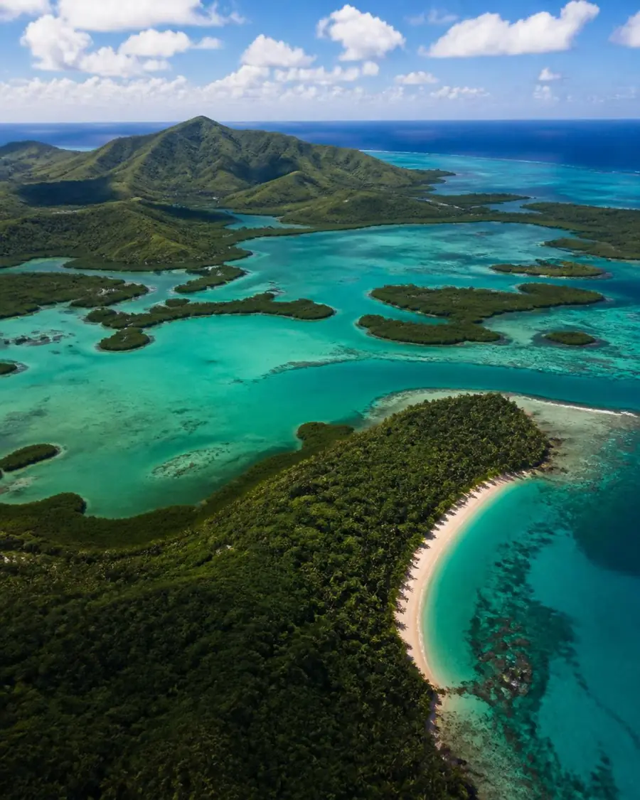 Archipel de Guadeloupe et lagon du Grand Cul-de-Sac Marin vus du ciel